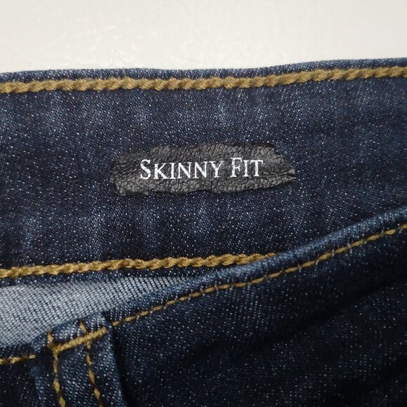 Judy Blue Los Angeles Ladies Size 11/30 Dark Wash Skinny Fit Jeans - Picture 4 of 15